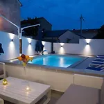 Apartment Family-friendly With Swimming Pool Selce, Crikvenica - 19899 *