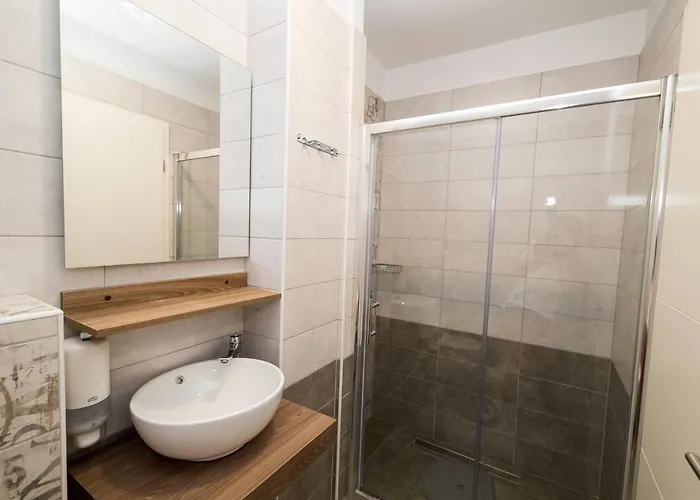 Apartment Family-friendly With Swimming Pool Selce, Crikvenica - 19899 Selce