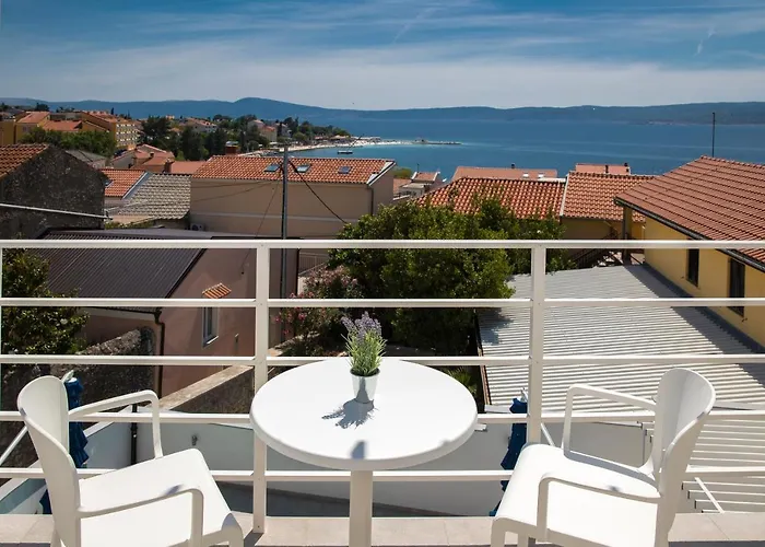 Apartment Family-friendly With Swimming Pool Selce, Crikvenica - 19899 Selce
