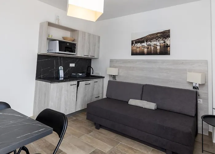 Family-friendly With Swimming Pool Selce, Crikvenica - 19899