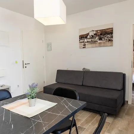 Family-friendly With Swimming Pool Selce, Crikvenica - 19899 * Selce