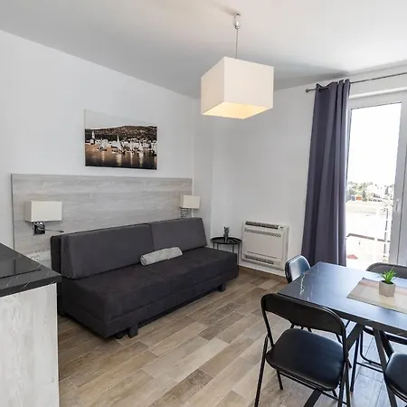 Family-friendly With Swimming Pool Selce, Crikvenica - 19899 * Selce