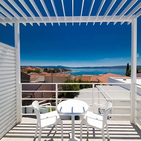Seaside With A Swimming Pool Selce, Crikvenica - 19899 Appartement Selce