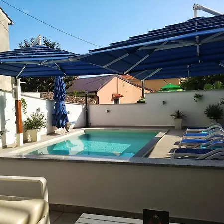 Family-friendly With Swimming Pool Selce, Crikvenica - 19899 Apartman Selce